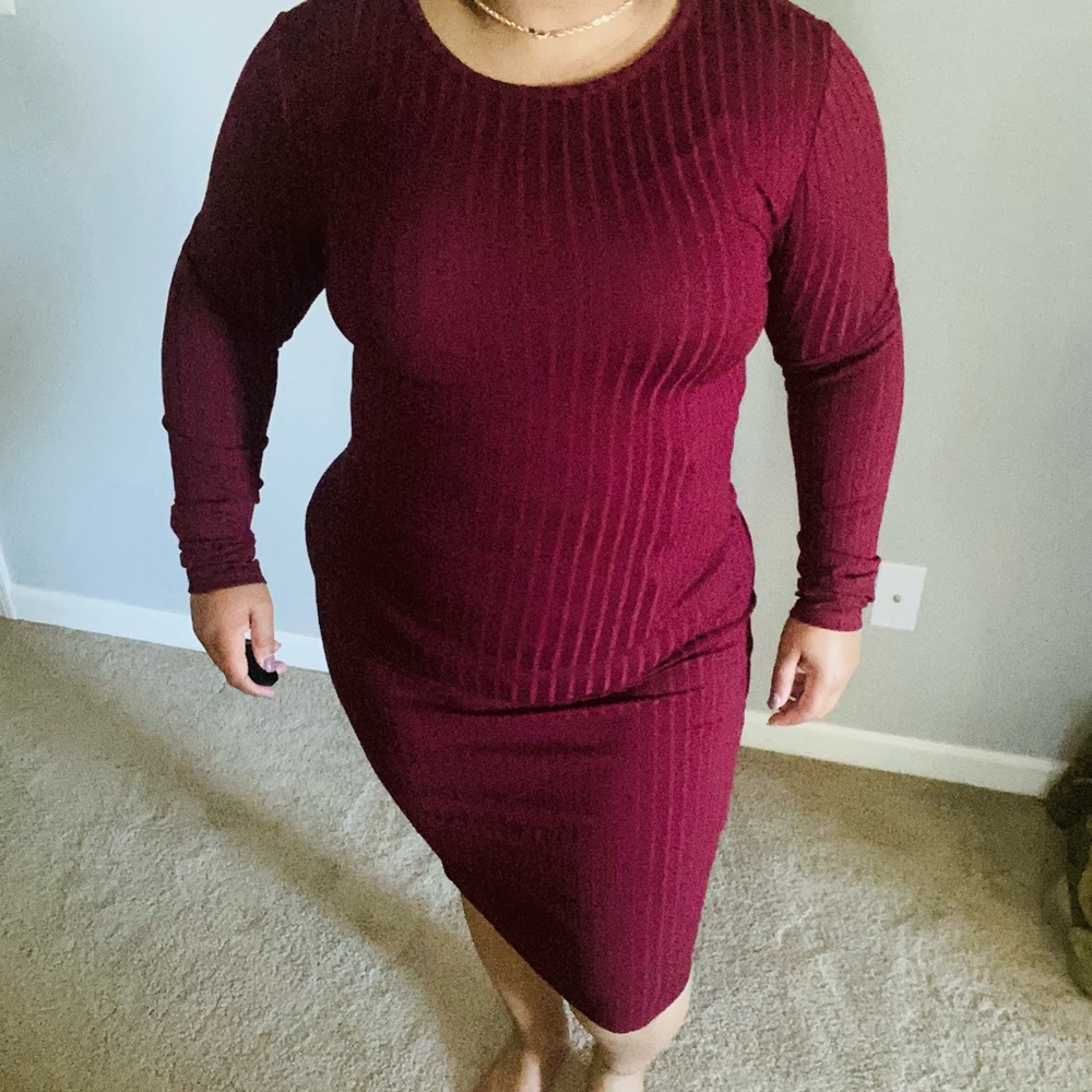 Burgundy Forever21 L ribbed midi dress